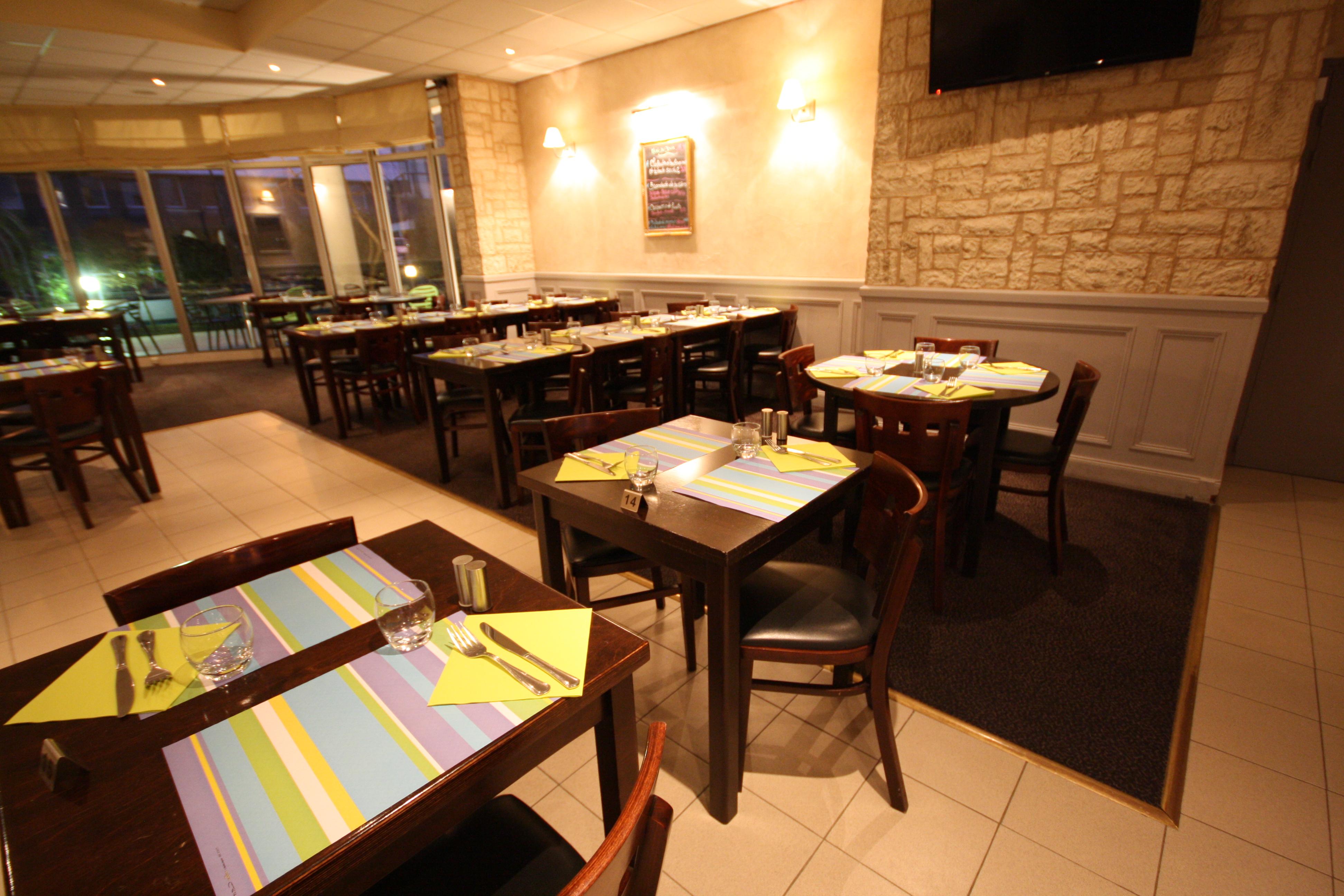 Hotel Kyriad Tours St Pierre Des Corps Gare Saint-Pierre-des-Corps Zewnętrze zdjęcie